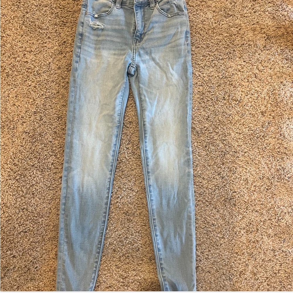 American Eagle Outfitters Light Wash Skinny Jeans